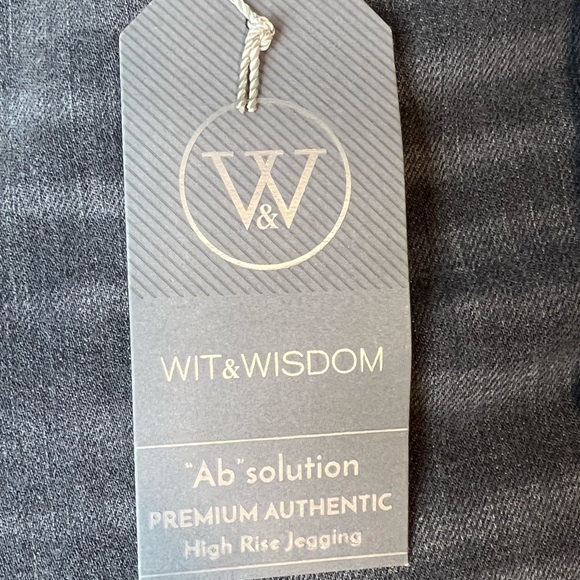 Wit & Wisdom Grey Premium Authentic High Rise Jegging - Picture 9 of 14